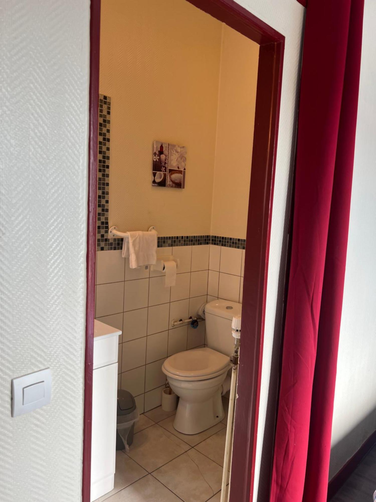Hotel Des 2 Gares Auxerre Luaran gambar