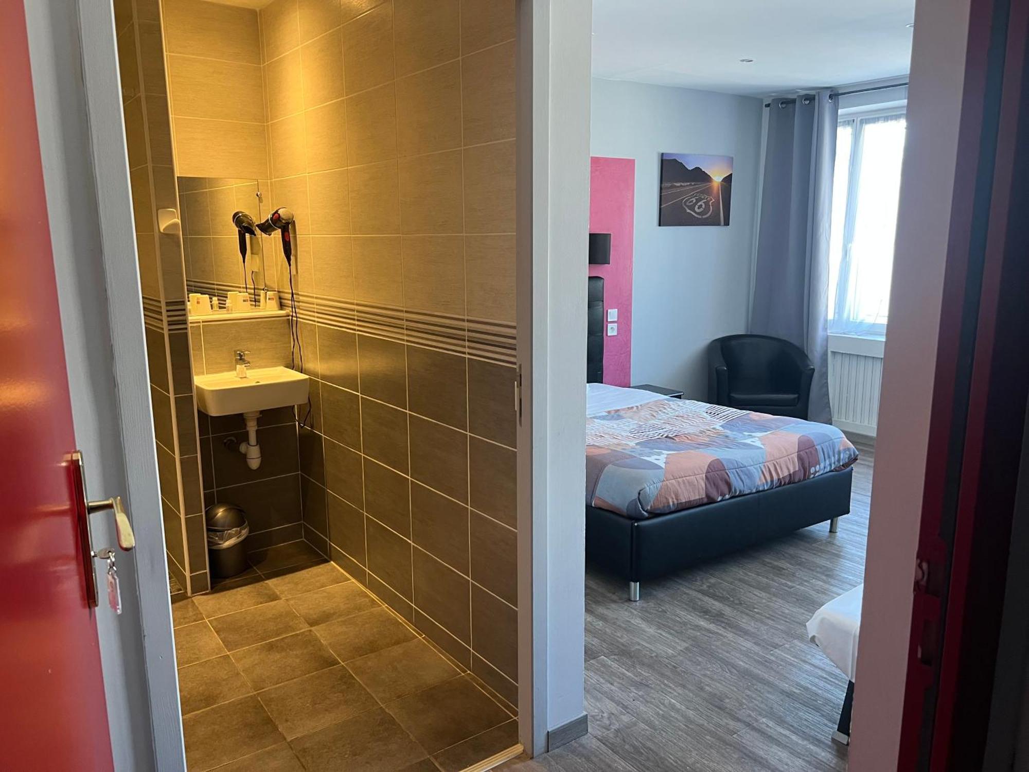 Hotel Des 2 Gares Auxerre Luaran gambar