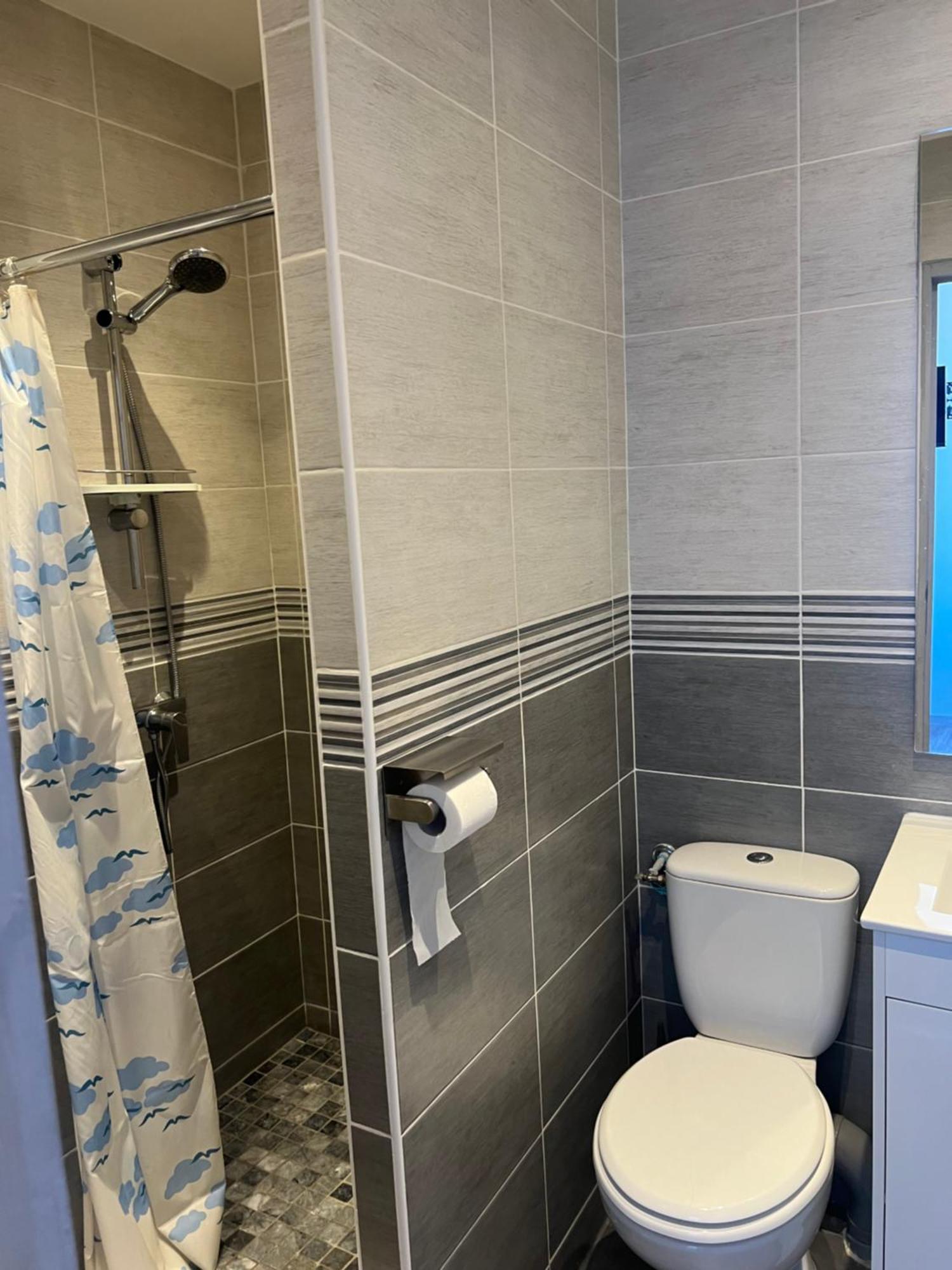 Hotel Des 2 Gares Auxerre Luaran gambar